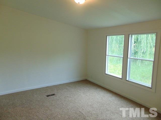 9584 Williamson Road Bullock, NC 27507 - Photo 6 of 15 Gallery Image 6