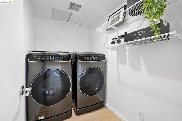 a car parked in front of a building