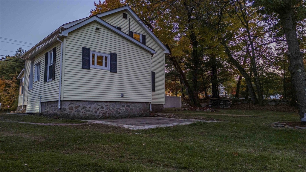 231 Groton Road Chelmsford, MA 01863 - Photo 11 of 40 Gallery Image 11