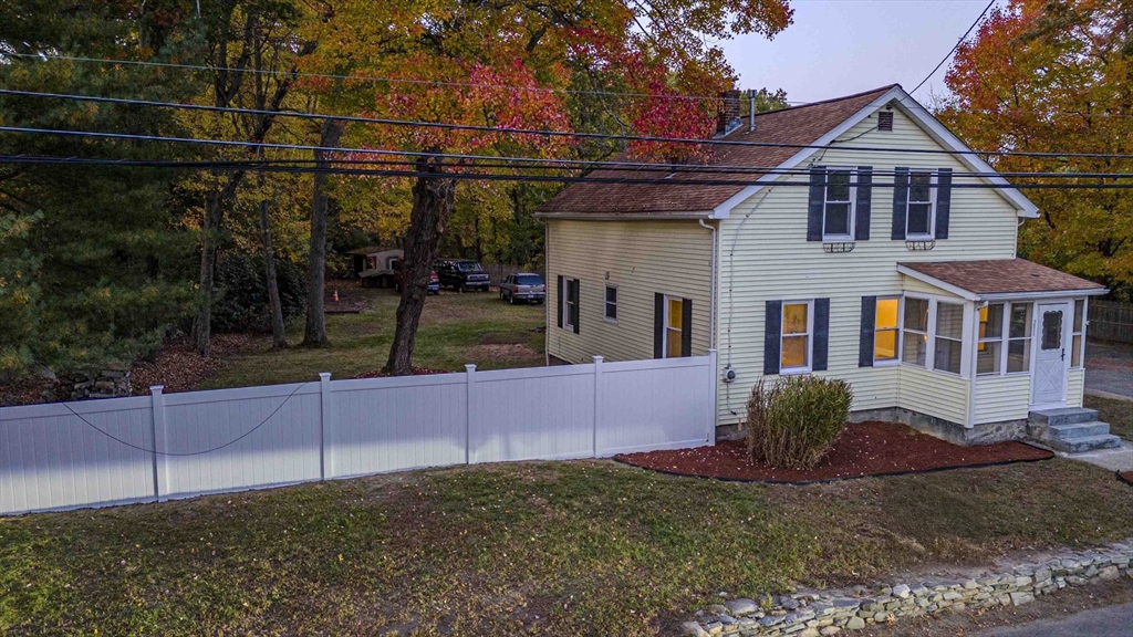 231 Groton Road Chelmsford, MA 01863 - Photo 4 of 40 Gallery Image 4