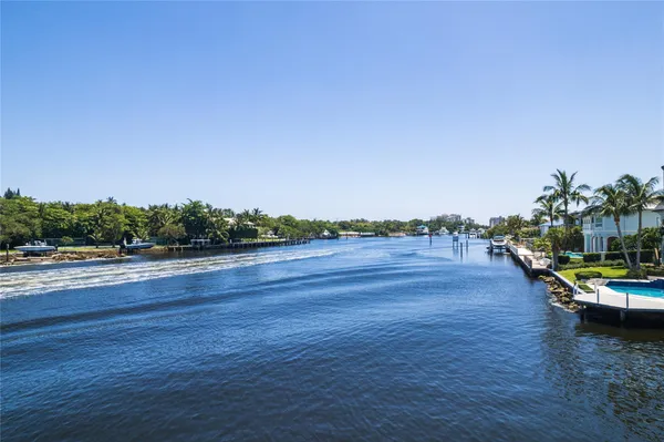$399,000 | 3150 Northeast 48th Court, Unit 410, Lighthouse Point, FL 33064