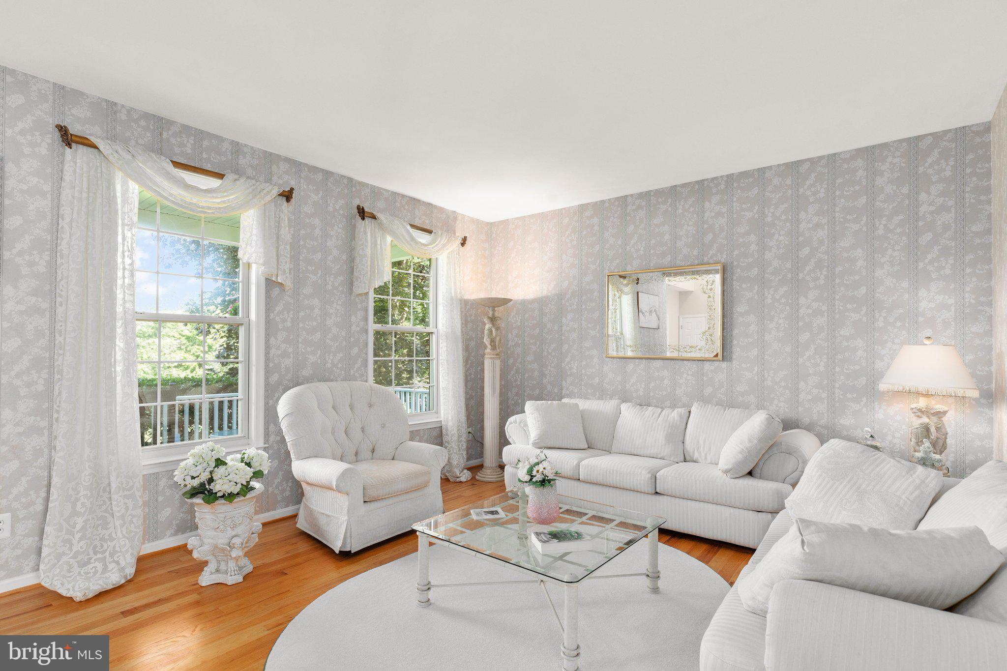 14215 Robcaste Road Phoenix, MD 21131 - Photo 15 of 51 Living Room