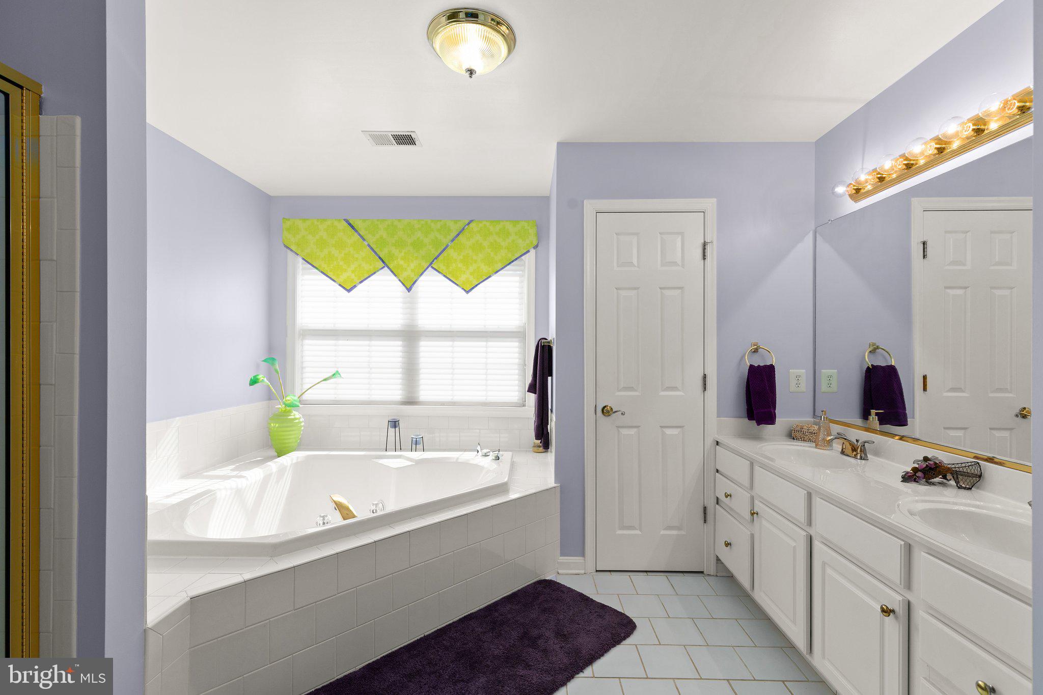 14215 Robcaste Road Phoenix, MD 21131 - Photo 23 of 51 Primary Bath