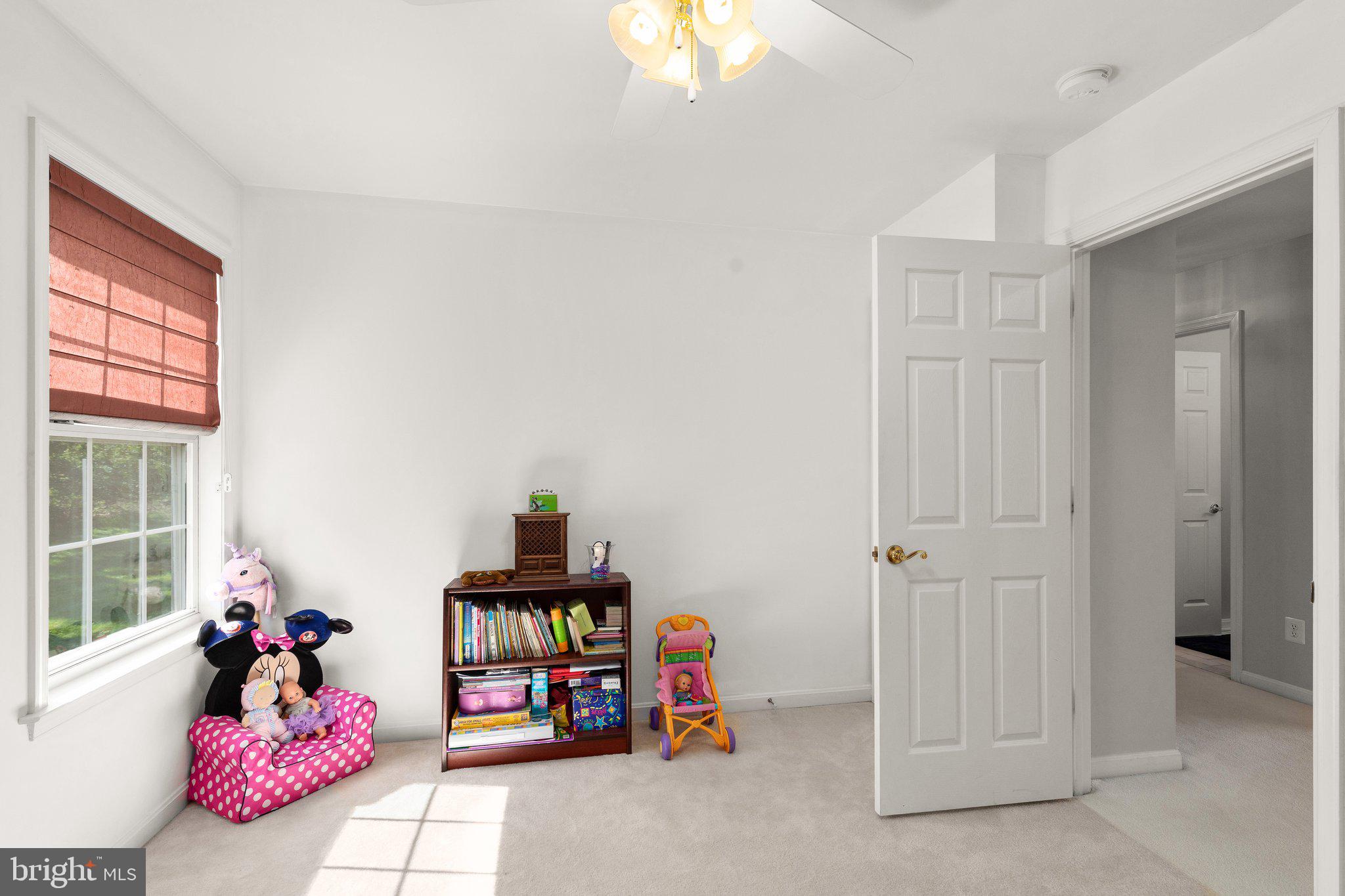 14215 Robcaste Road Phoenix, MD 21131 - Photo 32 of 51 4th Bedroom