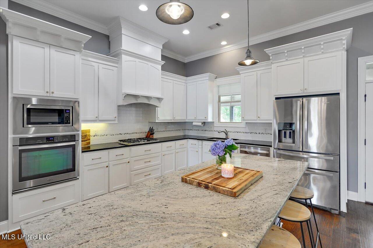 153 Hampton Hills Boulevard Canton, MS 39046 - Photo 6 of 31 09-153 Hampton Hills Blvd