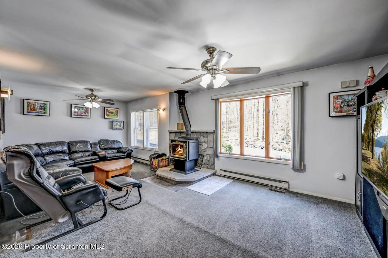 9105 Belvedere Road Tobyhanna, PA 18466 - Photo 7 of 55 9105 Belvedere Rd 07 Large