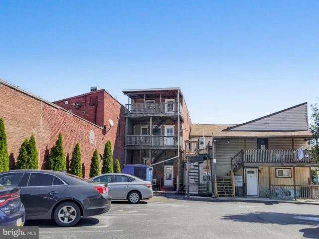 $1,595 | 219 South Union Street, Unit 3, Middletown, PA 17057