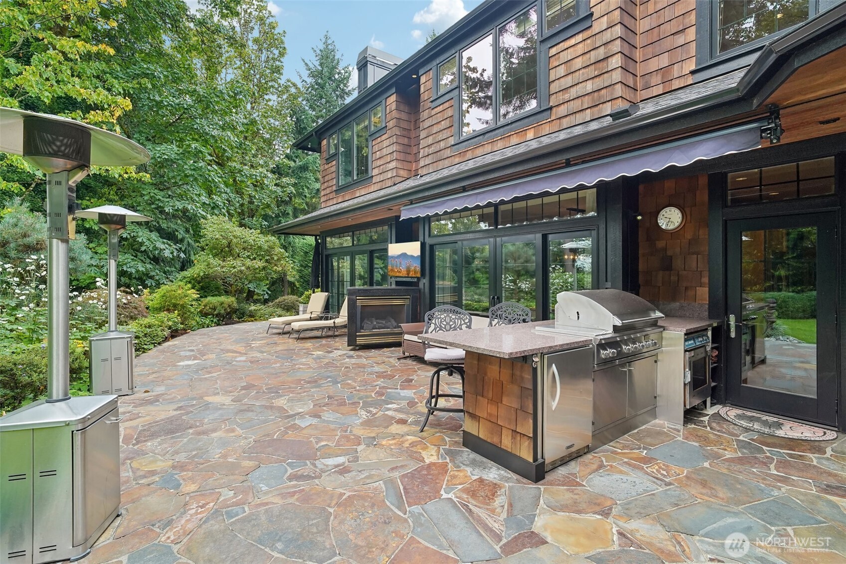 16912 Southeast Licorice Way Newcastle, WA 98059 - Photo 31 of 39