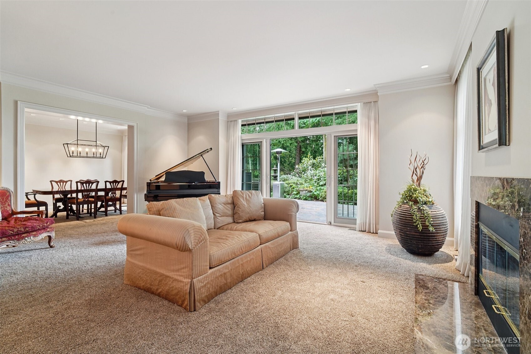 16912 Southeast Licorice Way Newcastle, WA 98059 - Photo 5 of 39