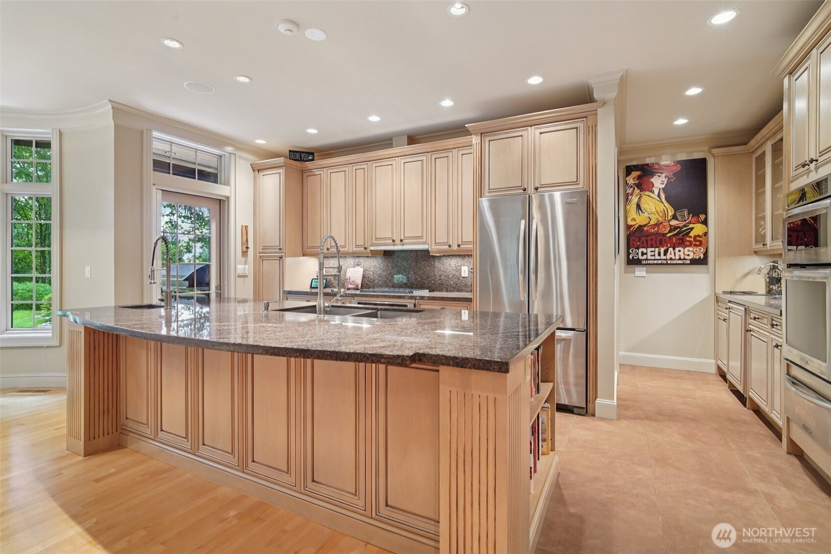 16912 Southeast Licorice Way Newcastle, WA 98059 - Photo 7 of 39