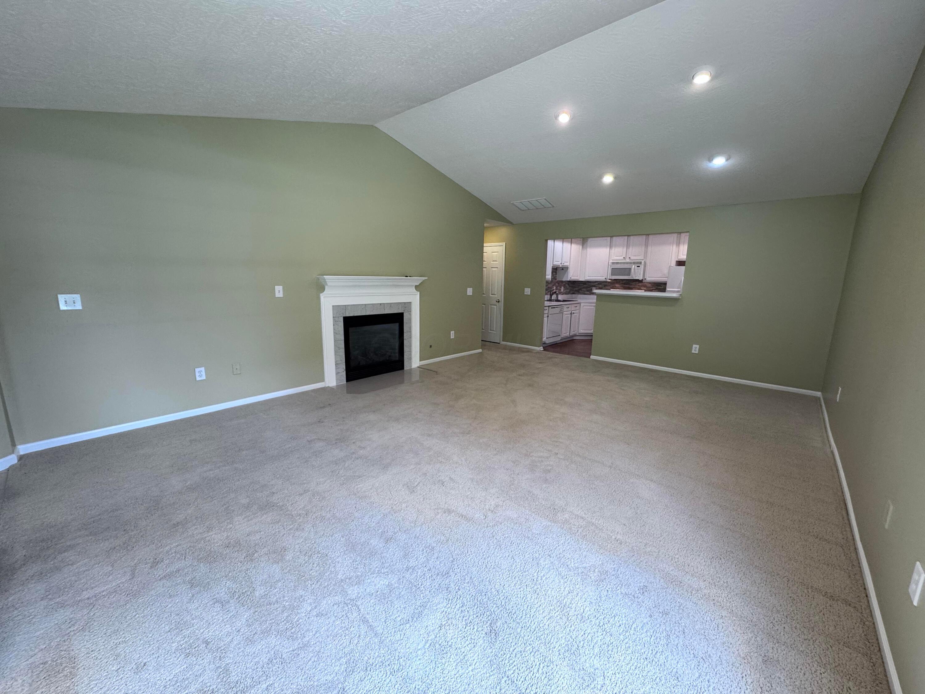412 Charles Spring Drive Powell, OH 43065 - Photo 5 of 25 Main level living room