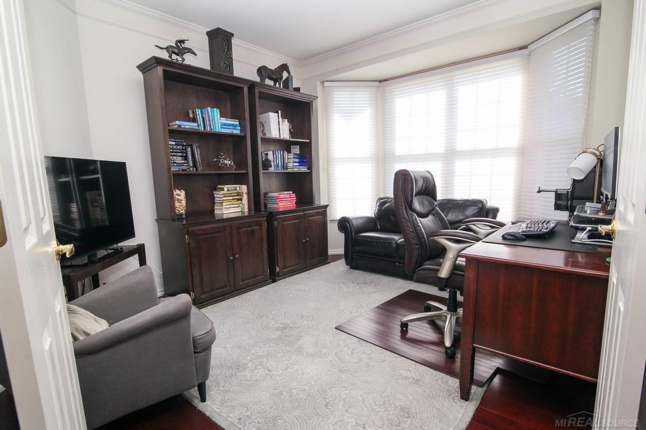 1385 Copper Circle Rochester, MI 48306 - Photo 21 of 47 31392812-20.JPG