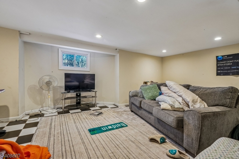 201 Murray Street Elizabeth, NJ 07202 - Photo 37 of 39