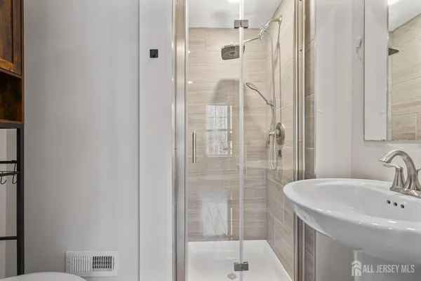 $4,200 | 1901 Swales Court, Monroe Township, NJ 08831