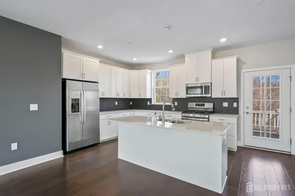 $4,200 | 1901 Swales Court, Monroe Township, NJ 08831