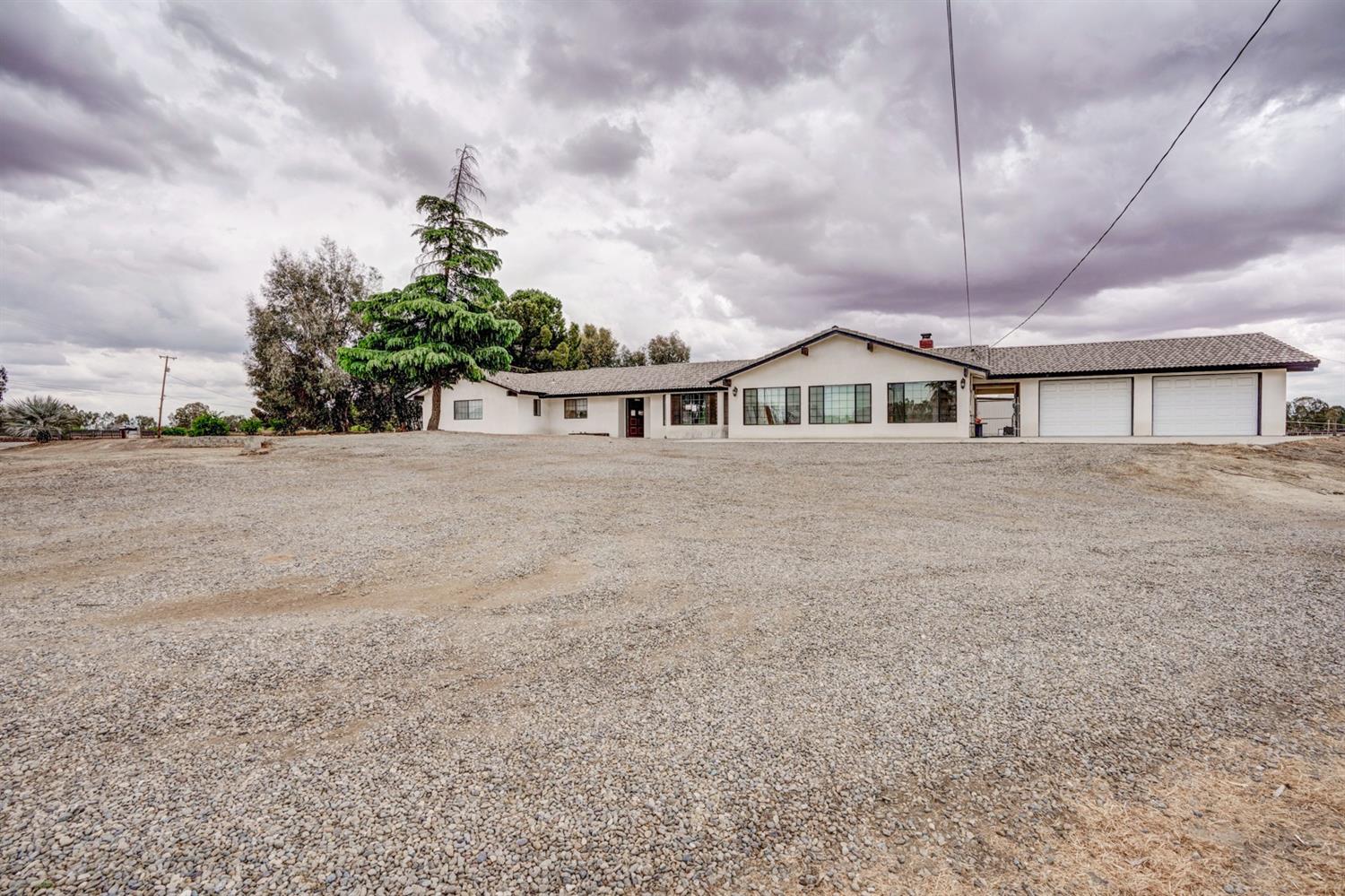 17157 Karen Road Madera, CA 93636 - Photo 1 of 68 Gallery Image 1