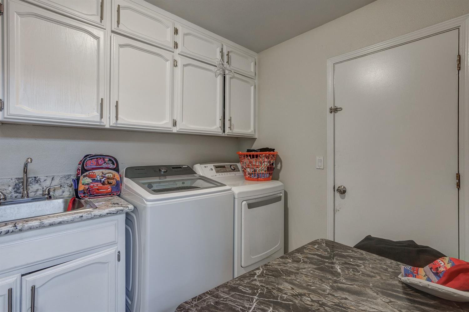 17157 Karen Road Madera, CA 93636 - Photo 25 of 68 Gallery Image 25