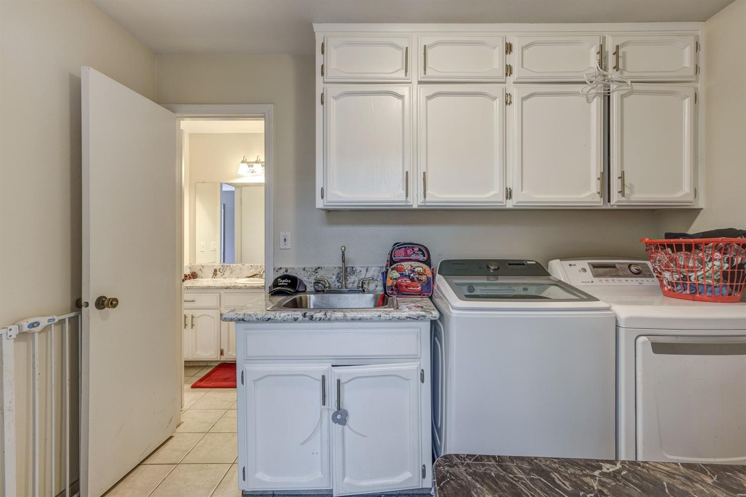 17157 Karen Road Madera, CA 93636 - Photo 26 of 68 Gallery Image 26