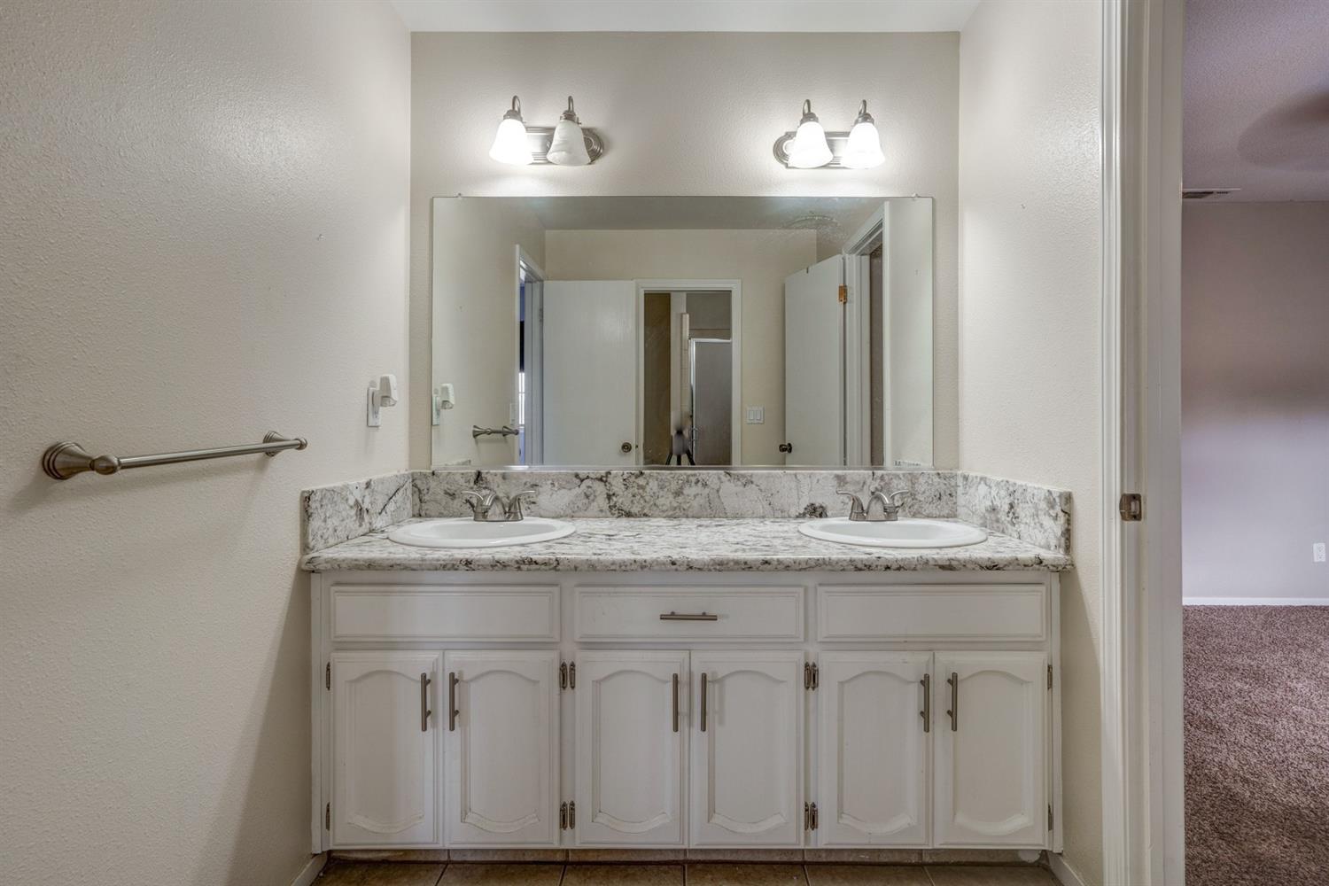 17157 Karen Road Madera, CA 93636 - Photo 34 of 68 Gallery Image 34