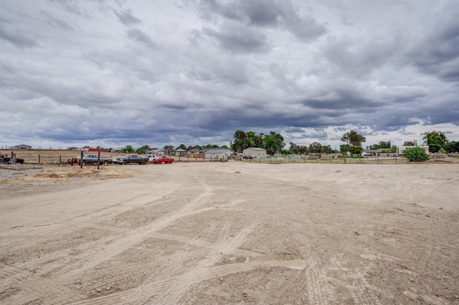 17157 Karen Road Madera, CA 93636 - Photo 61 of 68 Gallery Image 61