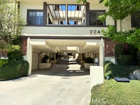 $879,000 | 2249 Montrose Avenue, Unit 7, Montrose, CA 91020