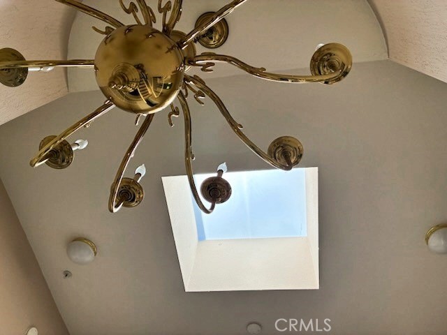 2249 Montrose Avenue, Unit 7 Montrose, CA 91020 - Photo 20 of 54 a utility room with dryer and washer