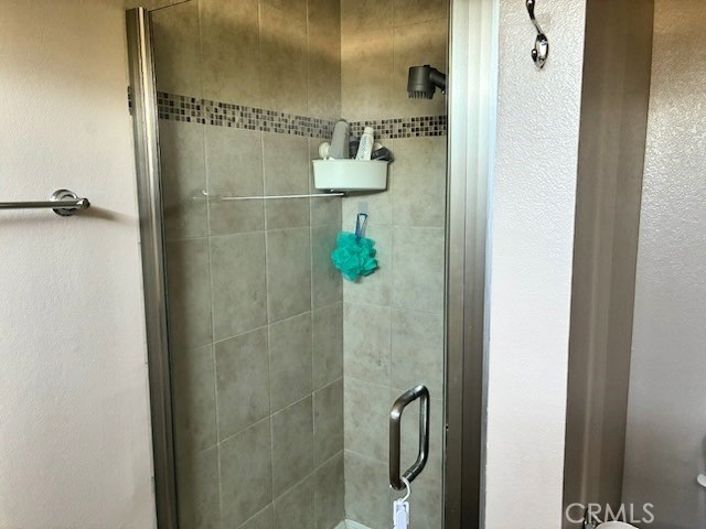 2249 Montrose Avenue, Unit 7 Montrose, CA 91020 - Photo 28 of 54 a bathroom with a shower