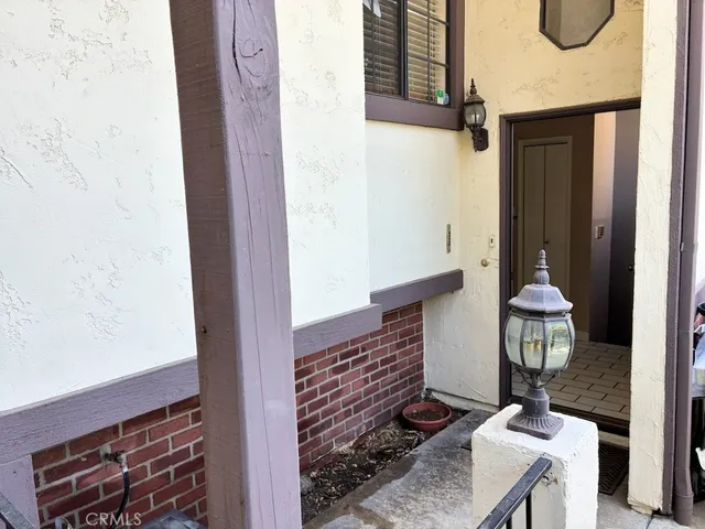 $879,000 | 2249 Montrose Avenue, Unit 7, Montrose, CA 91020