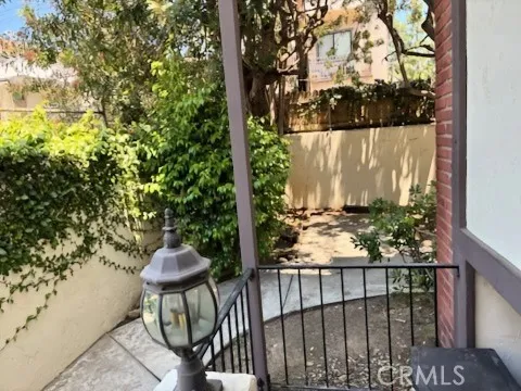 $879,000 | 2249 Montrose Avenue, Unit 7, Montrose, CA 91020