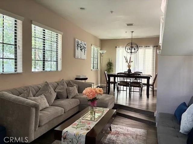 $879,000 | 2249 Montrose Avenue, Unit 7, Montrose, CA 91020