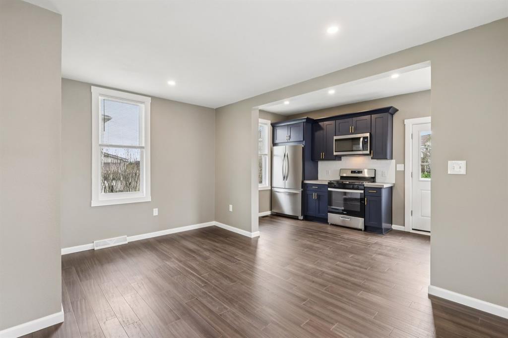 613 Oak Street Vandergrift, PA 15690 - Photo 12 of 50