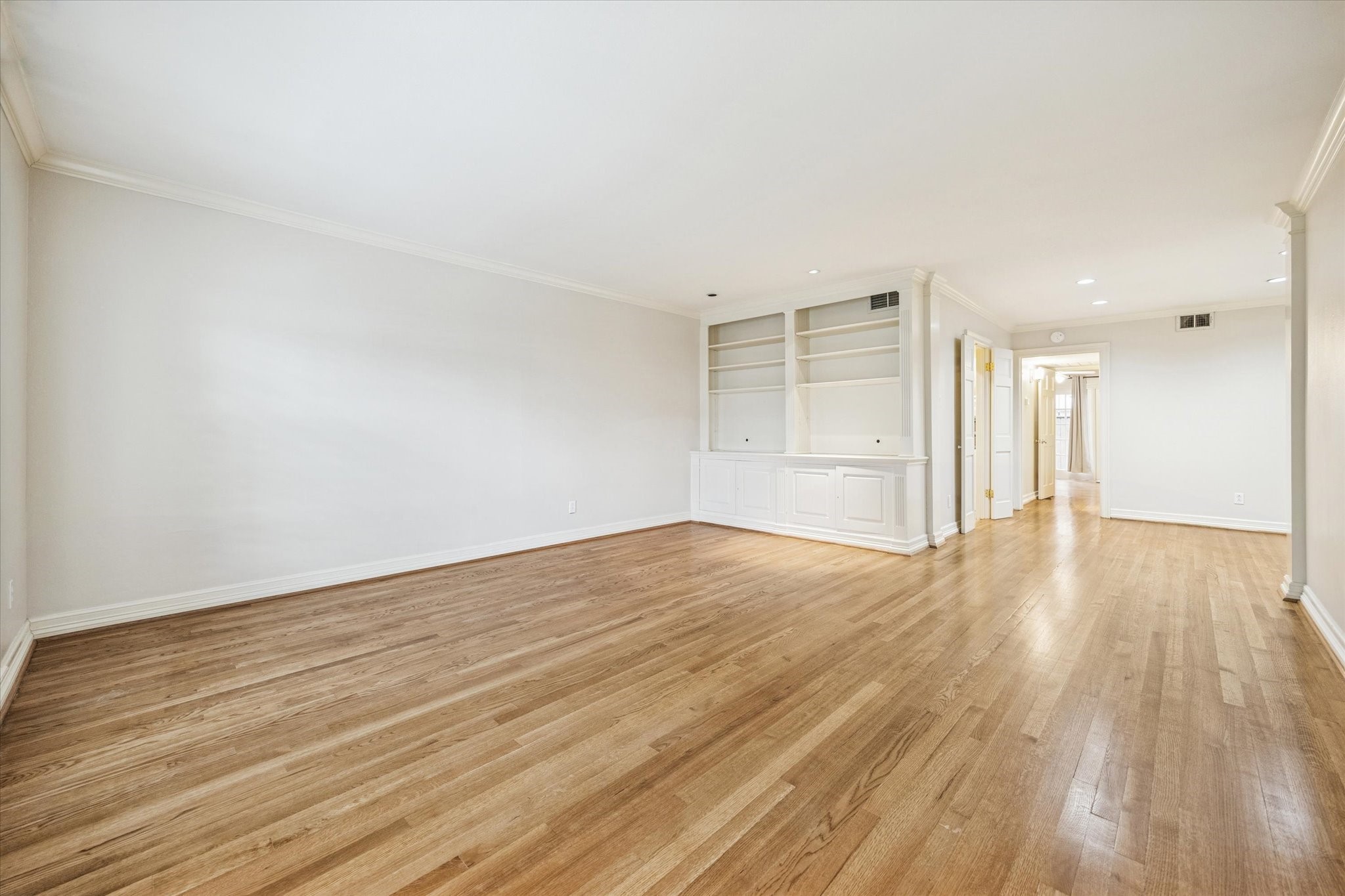 449 North Post Oak Lane, Unit 449 Houston, TX 77024 - Photo 5 of 18 Living and dining rooms.