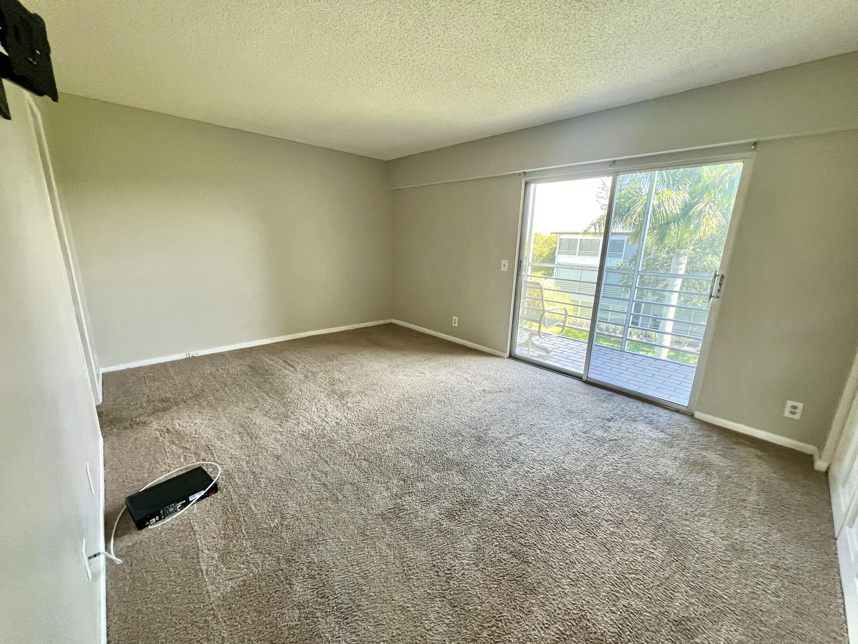 209 Suffolk F Boca Raton, FL 33434 - Photo 23 of 25 Bedroom