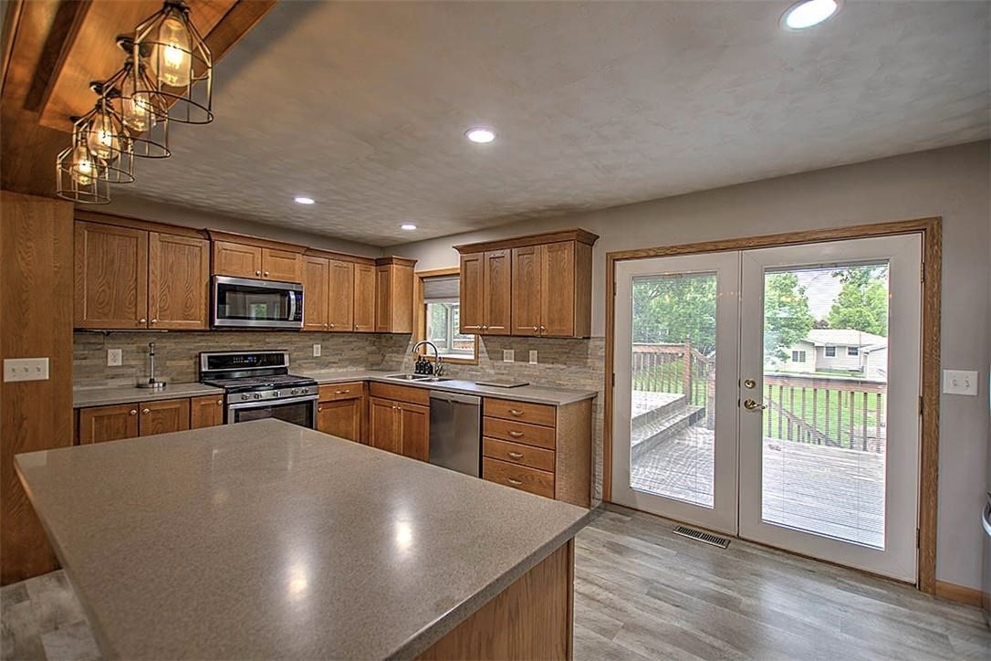 505 West Forsyth Road Forsyth, IL 62535 - Photo 4 of 36