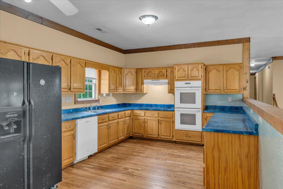 360 Dixon Cove Road Sequatchie, TN 37374 - Photo 12 of 42 13-BOX09546
