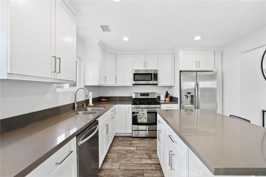 630 Indianapolis Avenue Huntington Beach, CA 92648 - Photo 29 of 42