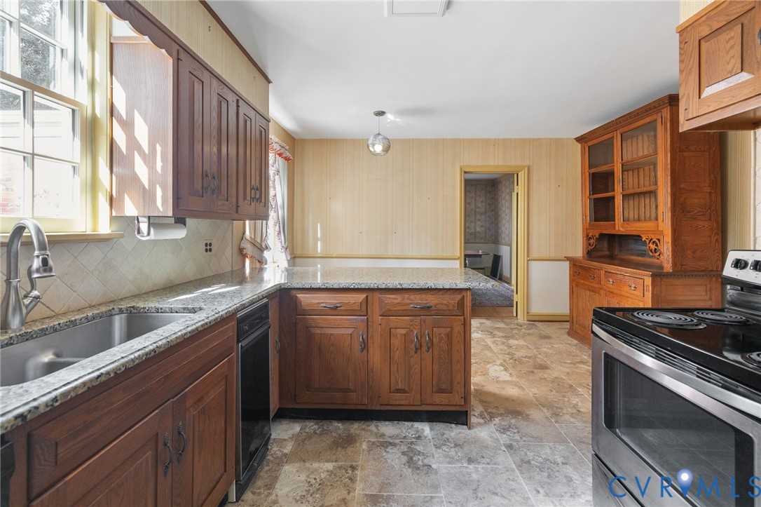 4817 Coleman Road Richmond, VA 23230 - Photo 16 of 47 Gallery Image 16