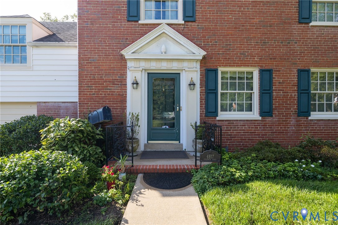 4817 Coleman Road Richmond, VA 23230 - Photo 3 of 47 Gallery Image 3
