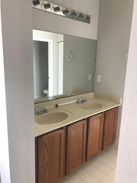 9010 Lily Bank Court Riviera Beach, FL 33407 - Photo 7 of 14 IMG_1174