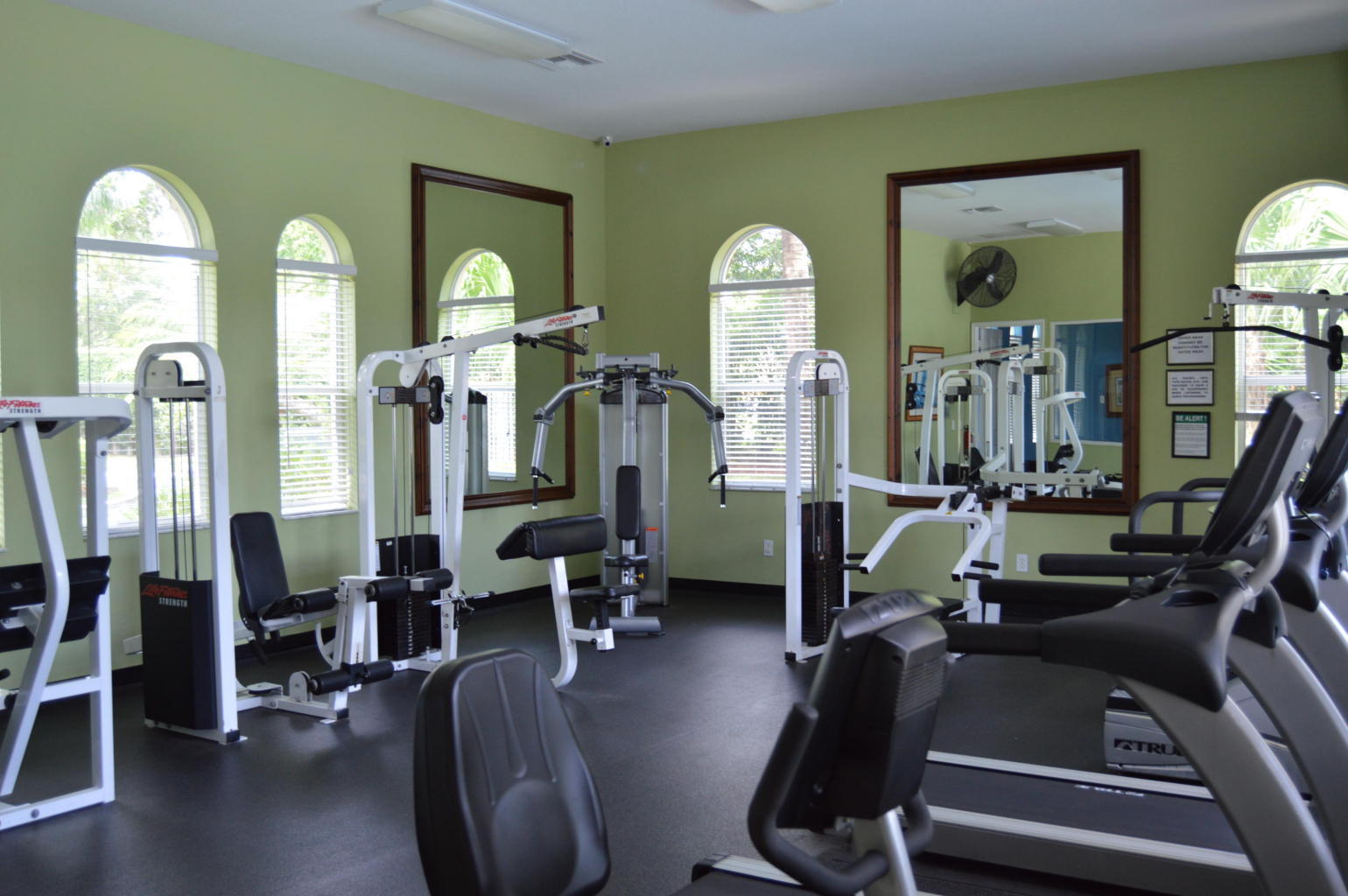 9010 Lily Bank Court Riviera Beach, FL 33407 - Photo 10 of 14 gym