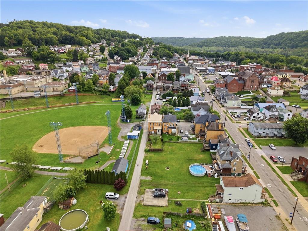 305 3rd Street Freeport, PA 16229 - Photo 36 of 38