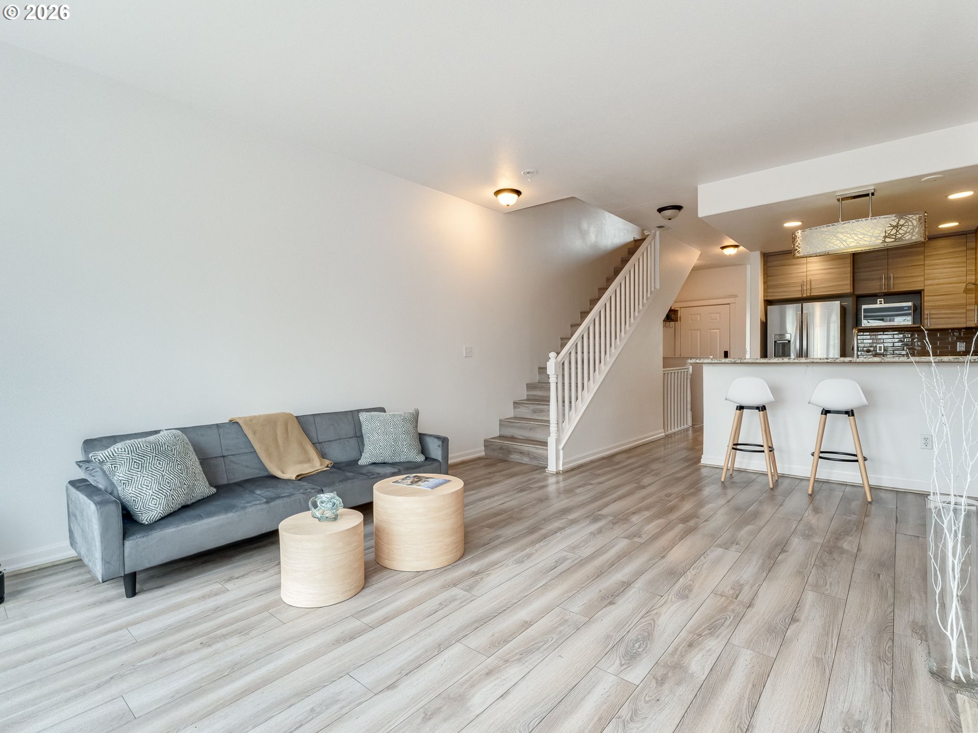 4906 Southwest 1st Avenue Portland, OR 97239 - Photo 11 of 27