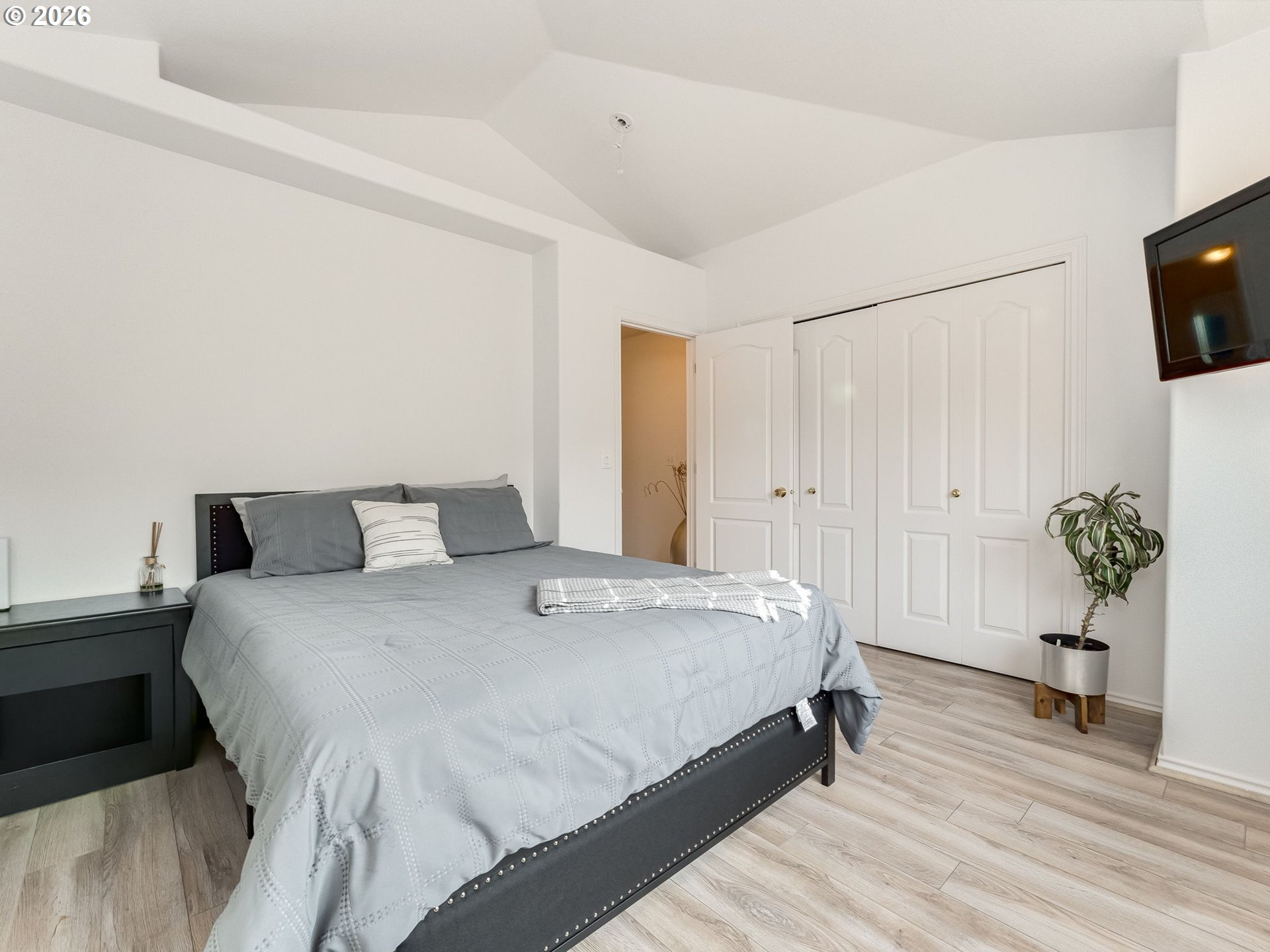 4906 Southwest 1st Avenue Portland, OR 97239 - Photo 20 of 27