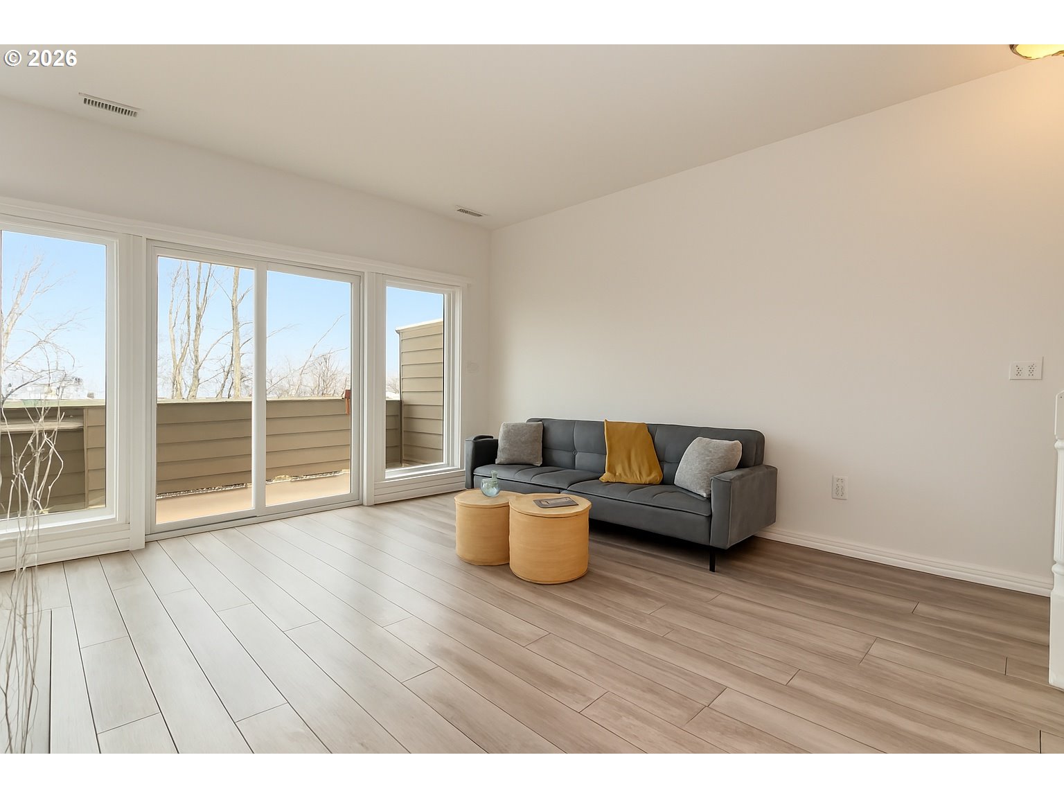 4906 Southwest 1st Avenue Portland, OR 97239 - Photo 10 of 27