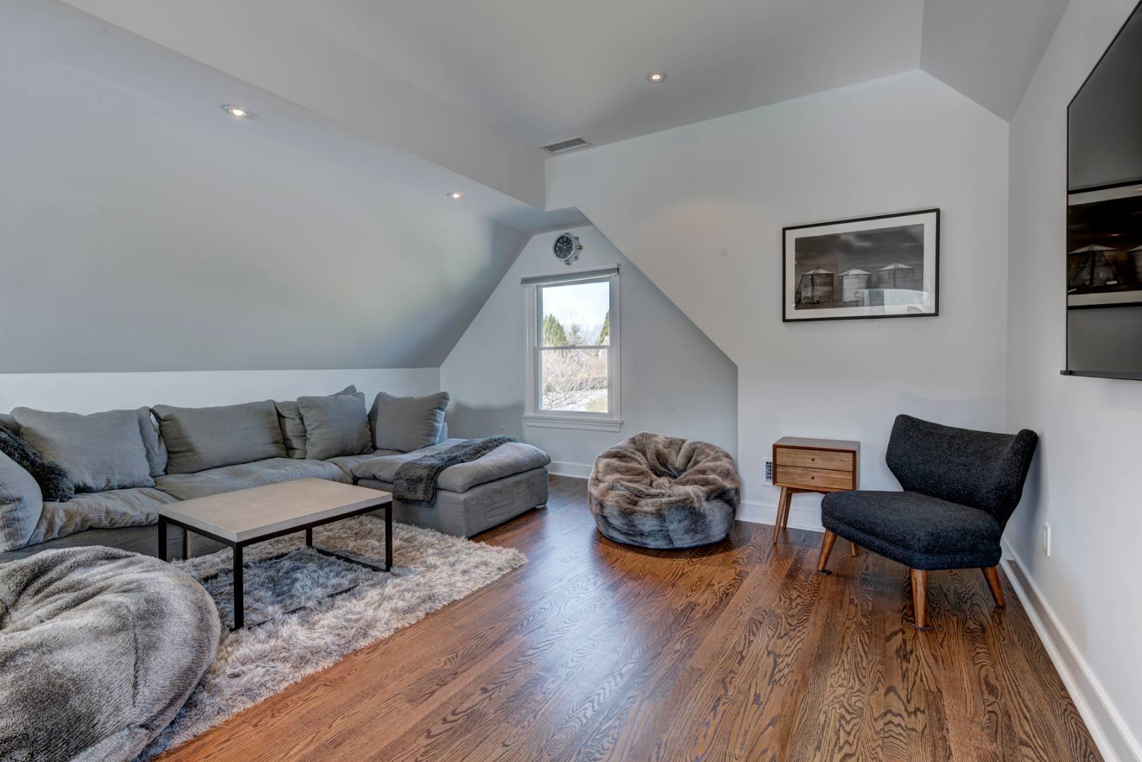 14 Aelfie's Way Bridgehampton, NY 11932 - Photo 11 of 13 a living room with furniture and a wooden floor