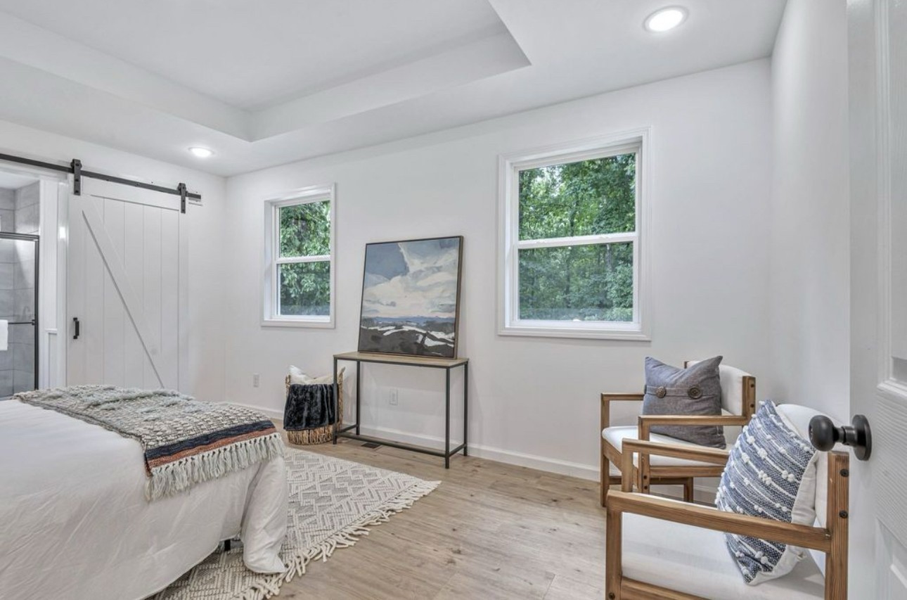 10498 Missionary Ridge Road Bon Aqua, TN 37025 - Photo 23 of 41 a living room with stainless steel appliances furniture and a window
