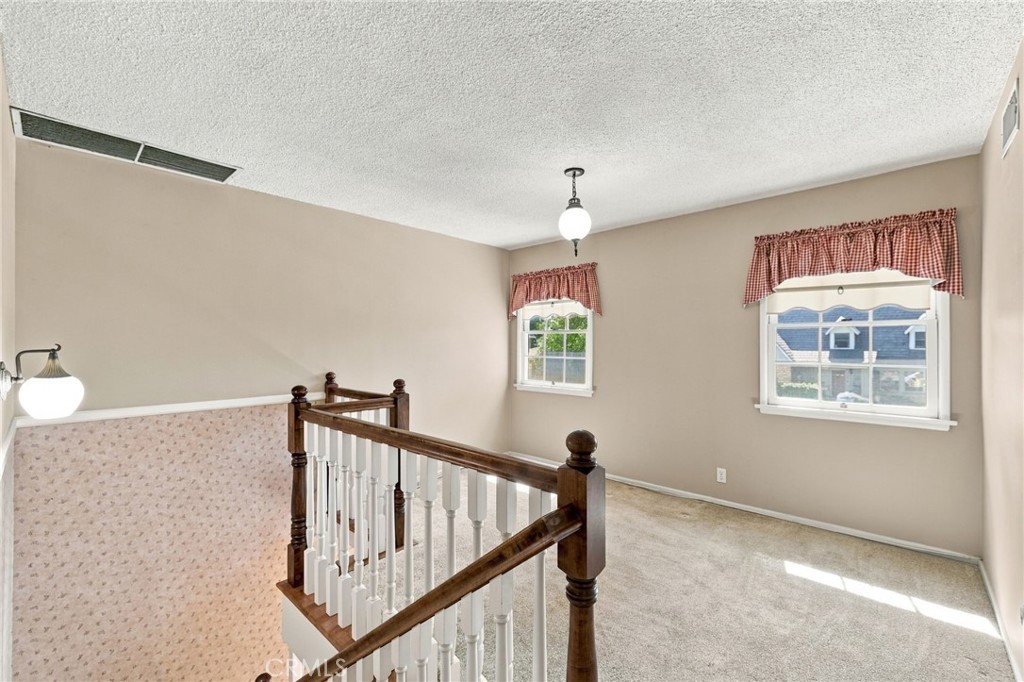 4045 Chapman Place Riverside, CA 92506 - Photo 24 of 61 Gallery Image 24