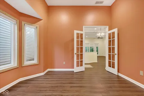 $435,000 | 12055 Waterford Lane, Carmel, IN 46033