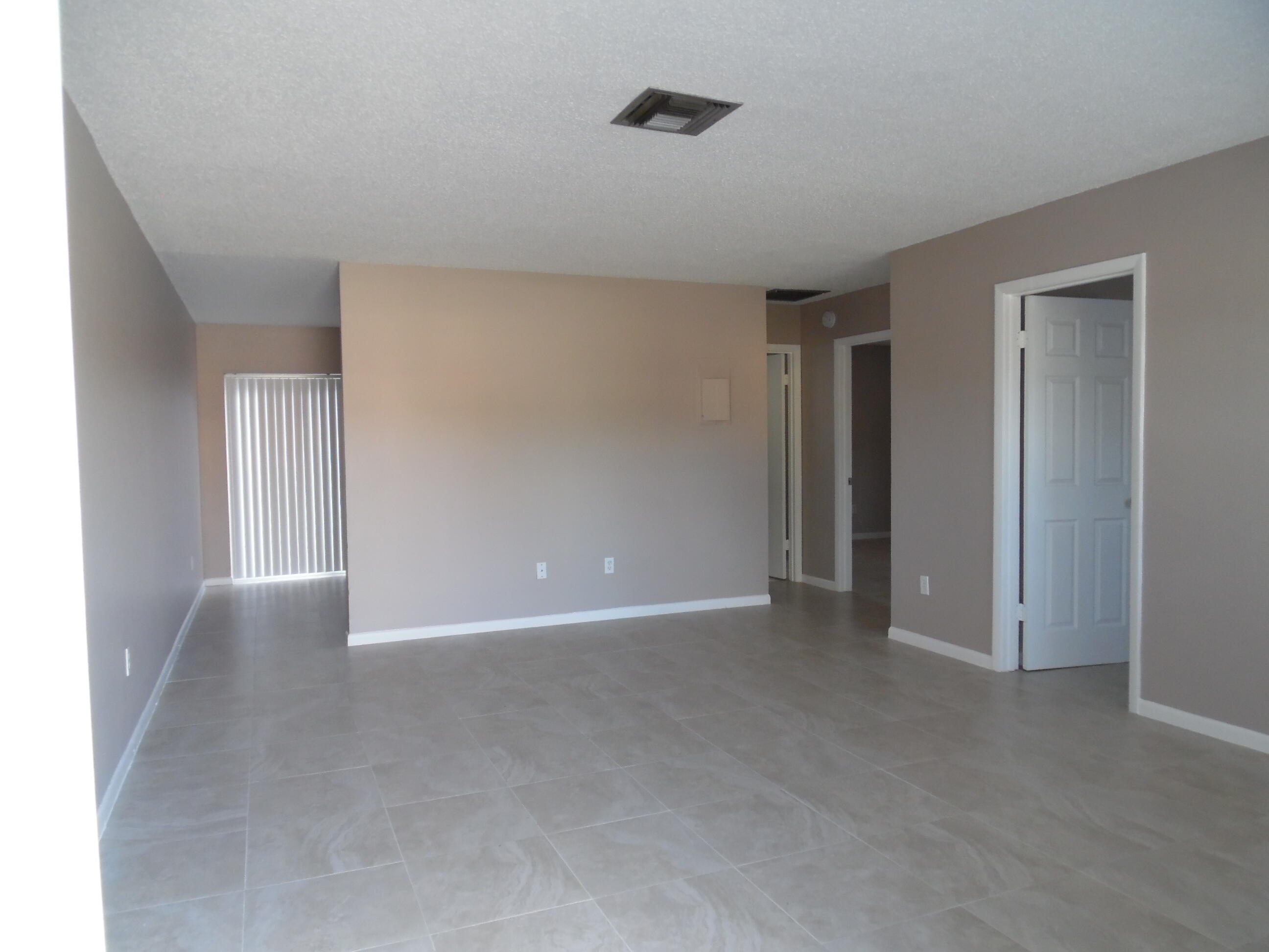 3986 Hernden Drive Lake Worth, FL 33461 - Photo 2 of 7 Living Room