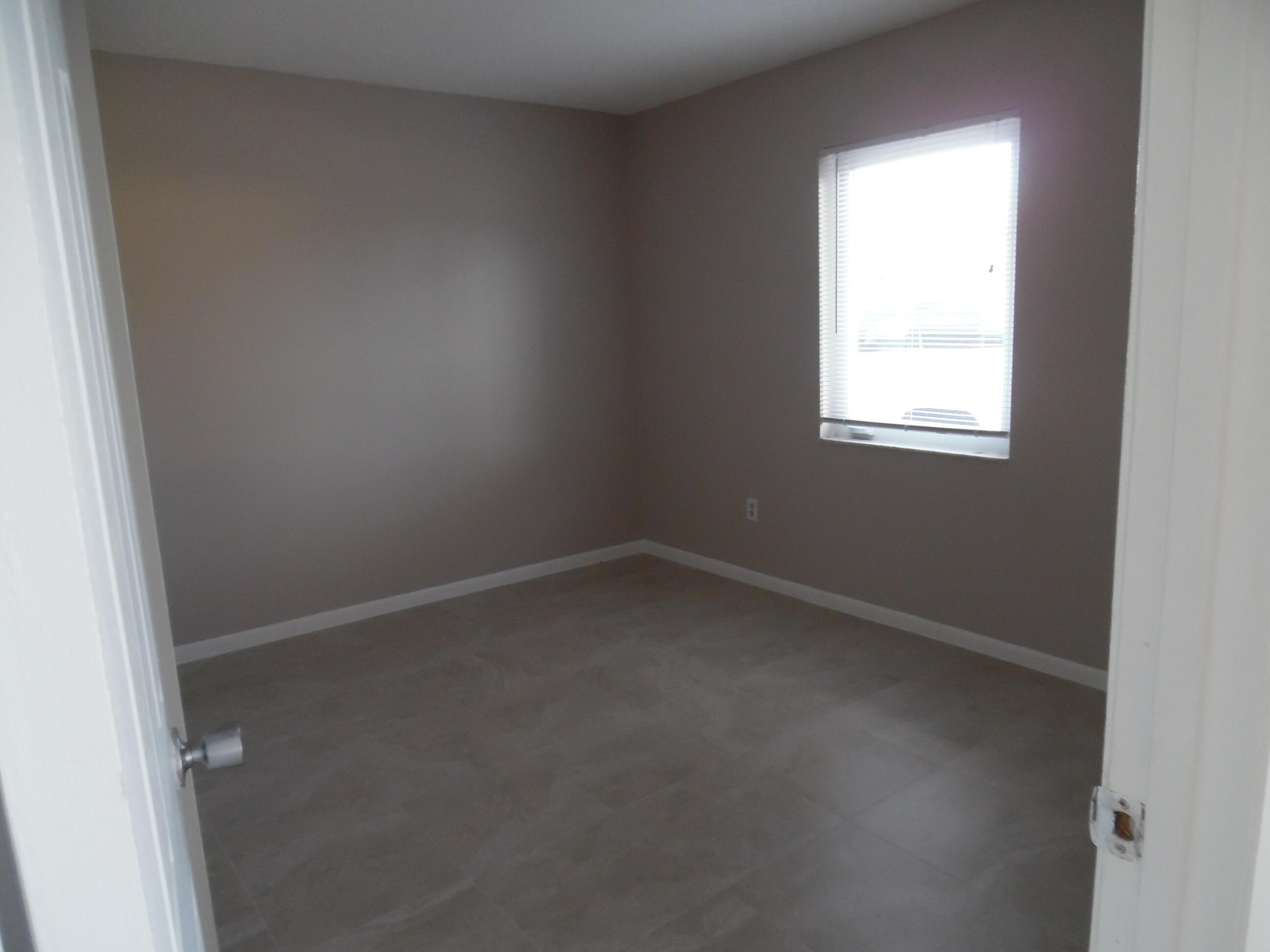 3986 Hernden Drive Lake Worth, FL 33461 - Photo 3 of 7 Bedroom